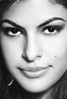 Sexy Eva Mendes Nudes!