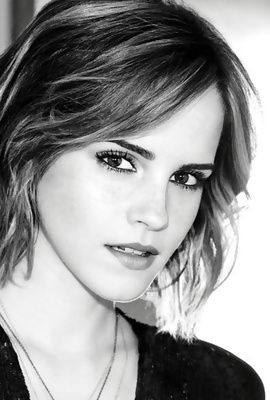 Emma Watson Pantyless
